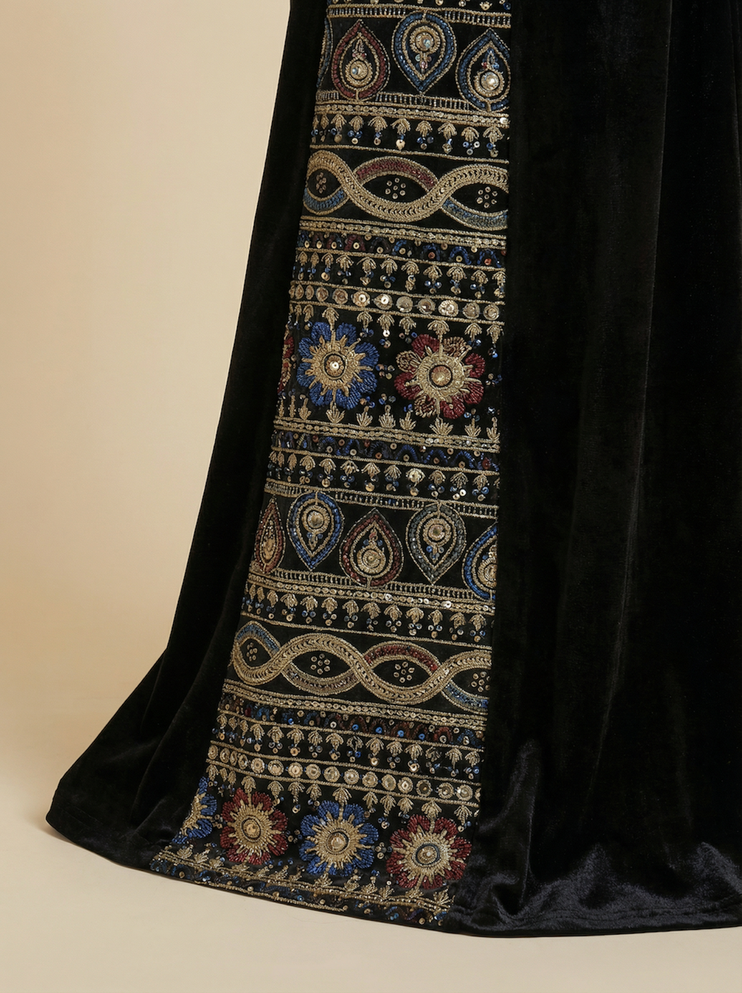 Daraa Velvet Set - Gold