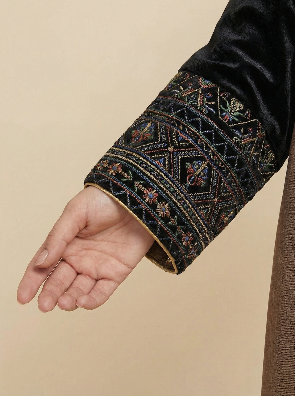 Daraa Velvet Set - Noir