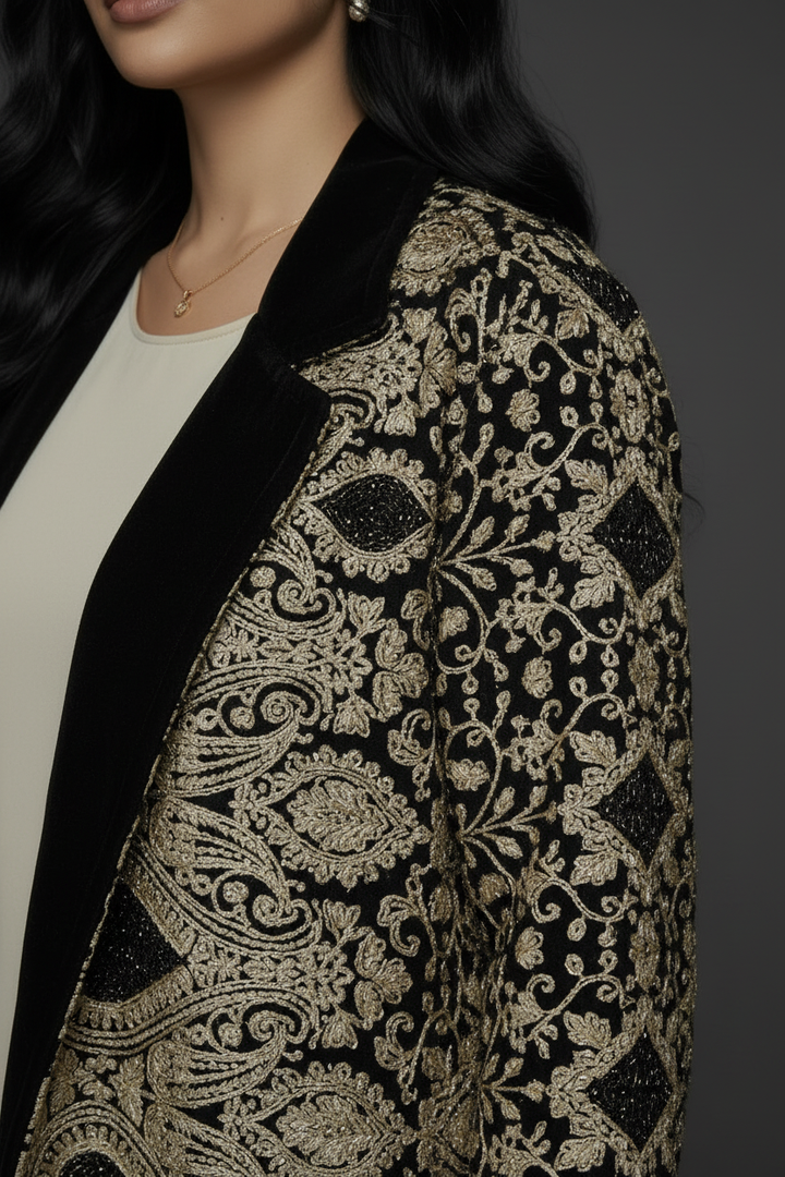 Shoulder and collar detail - portrait